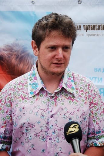 У Луцьку відомий телеведучий і кавеенщик пропагував тверезе життя. ФОТО