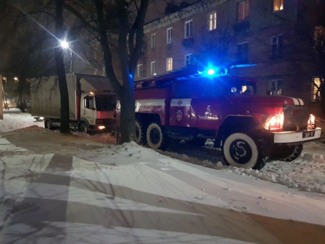 На Волині за минулу добу рятувальники витягли із заметів 8 автобусів, 20 вантажівок і понад 50 легковиків