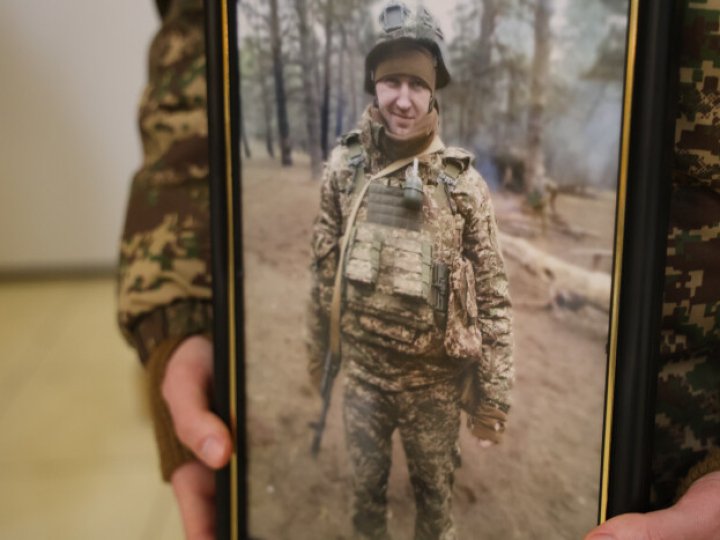 У Луцьку попрощалися із воїном Андрієм Нестеренком
