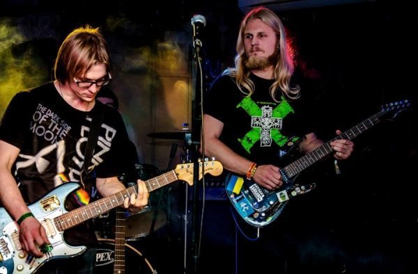 Благодійний рок-концерт зібрав у Луцьку аншлаг. ФОТО 