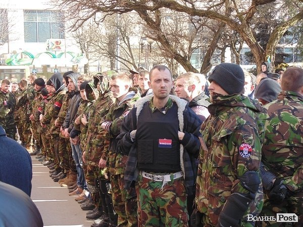 Пікет міліції в Луцьку. ФОТО. ВІДЕО