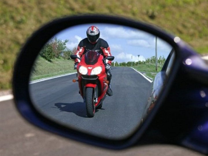 У Луцьку за кермом мотоцикла піймали школяра: як його покарав суд