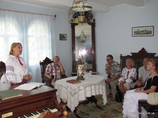 У хаті Лесі Українки співали її пісні. ФОТО