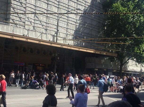 В Австралії авто в'їхало у натовп людей: постраждало 19 людей. ФОТО