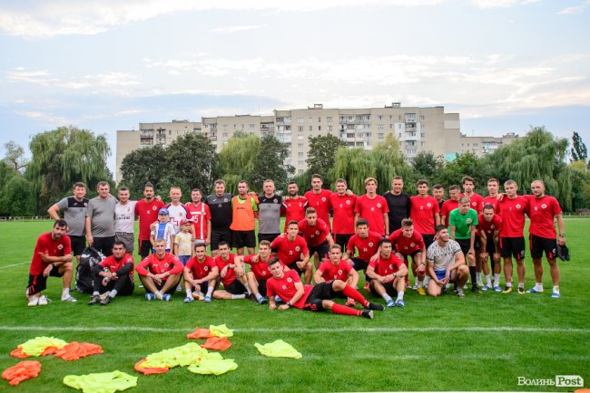 «Поступилися «Волині»: як журналісти відбігали матч проти футболістів луцького клубу. ФОТО