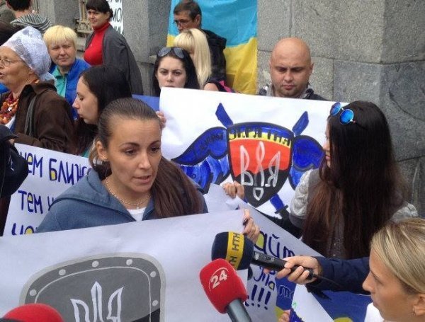 У Києві пікетують Міноборони. ФОТО