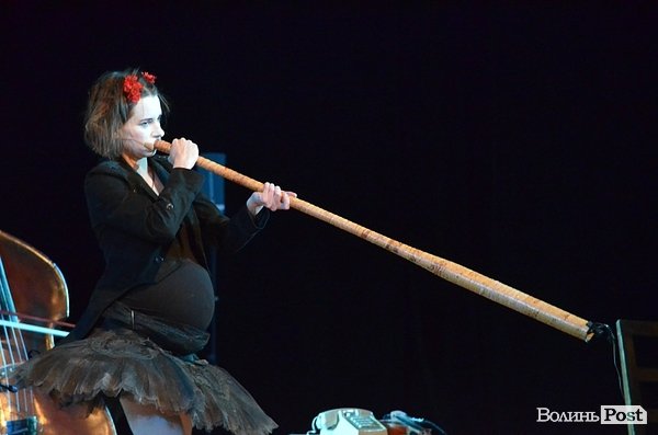 «Я хочу від них дітей»: Dakh Daughters підірвали луцьку публіку. ФОТО