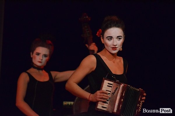 «Я хочу від них дітей»: Dakh Daughters підірвали луцьку публіку. ФОТО