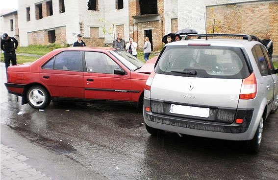 У Нововолинську дві жінки не поділили дорогу: четверо постраждалих. ФОТО