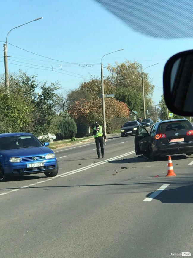 Поблизу Луцька  – ДТП: зіштовхнулись два  автомобілі. ФОТО
