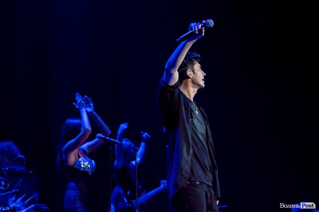 Шквал емоцій та запальна музика: як у Луцьку виступав Dan Balan. ФОТО