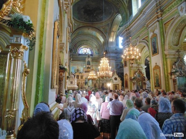У Луцьку - святкове богослужінян за участю патріарха Філарета. ФОТО