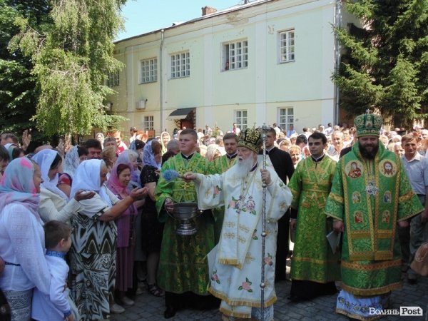 У Луцьку - святкове богослужінян за участю патріарха Філарета. ФОТО