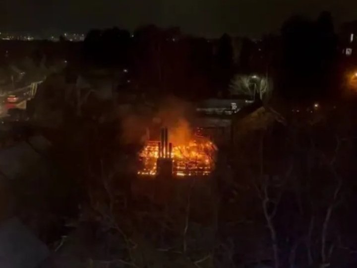 У Луцьку неподалік ТЦК – масштабна пожежа