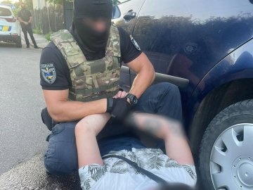 Двоє лучан організували наркобізнес на Волині. ФОТО