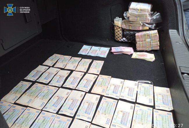 СБУ викрила рівненського депутата на розкраданні мільйонів «дорожніх» грошей. ФОТО