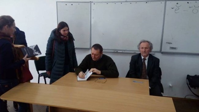 Волинський письменник Василь Слапчук презентував нову книгу