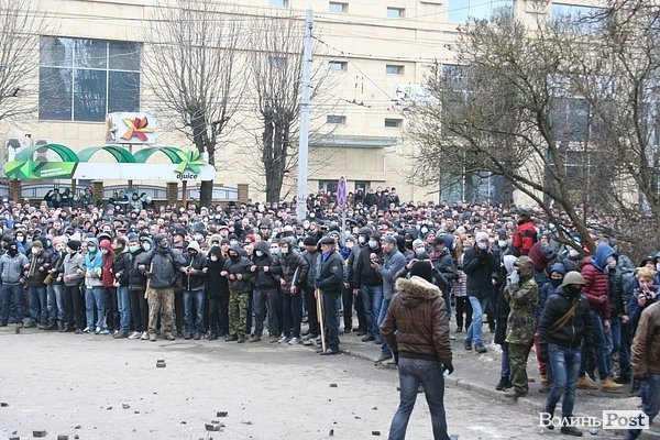 Штурм волинської міліції. ФОТО