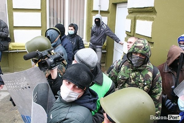 Штурм волинської міліції. ФОТО