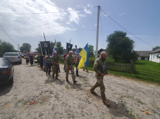 На Волині попрощалися з Героєм Анатолієм Неведюком