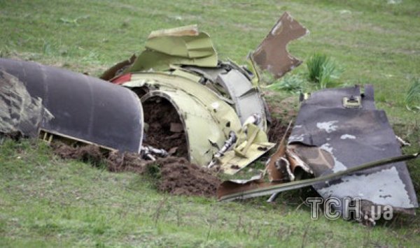 Катастрофа американського літака в Киргизстані. ФОТО. ВІДЕО