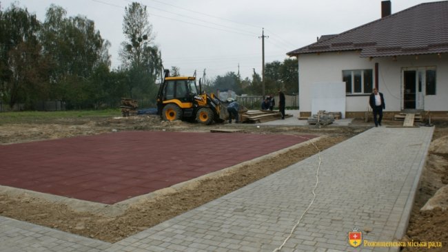 Показали, як у місті на Волині будують дитячий будинок сімейного типу. ФОТО