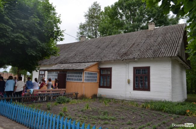 Добудуйте нашу школу: у районі на Волині навчальні заклади переповнені учнями