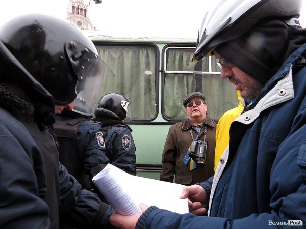 По різні боки щитів. НОТАТКИ ОЧЕВИДЦЯ. ФОТО