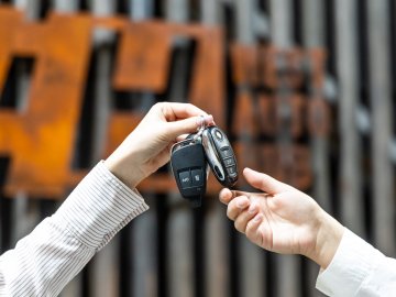 Як волинянам зробити «пригон» авто прибутковішим та зберегти нерви*