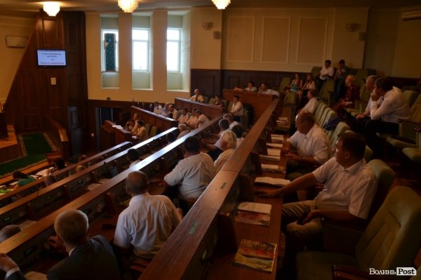 Керівництво визнає, що не може «навести порядок» у Волиньраді. ФОТО