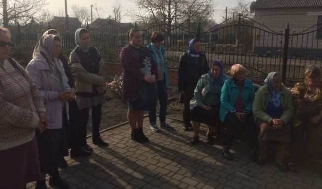 Через церковний конфлікт у волинське село приїхала місія ОБСЄ. ФОТО