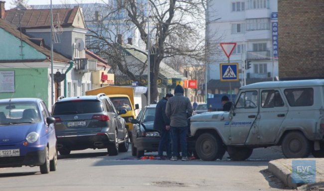 У Володимирі зіткнулися дві автівки. ФОТО