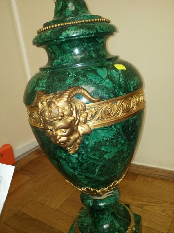 «Скарби» Януковича з Межигір’я перевезли в музей. ФОТО. ВІДЕО