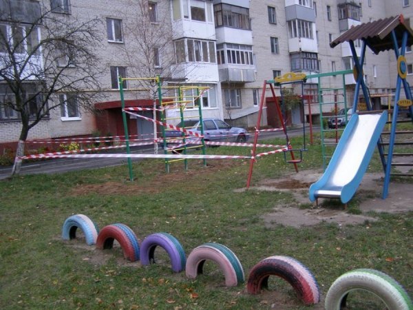 У Луцьку оновили дитячий майданчик на ЛПЗ