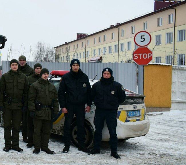 Луцькі нацгвардійці вперше патрулювали з копами не тільки пішки