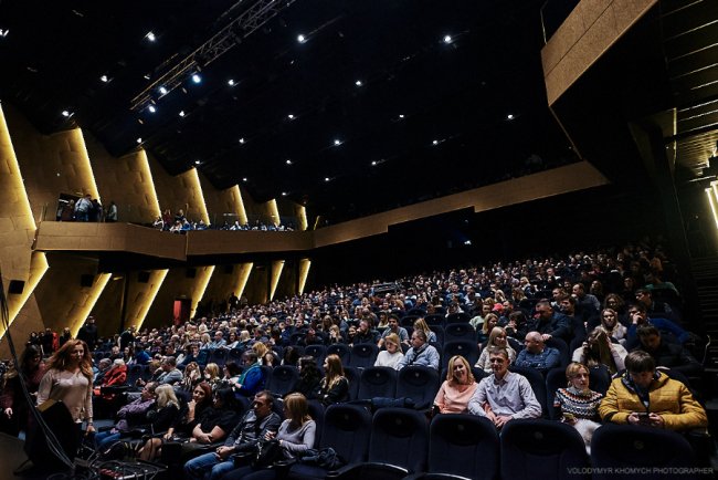 Афіша подій у луцькому «Промені» на травень. ФОТО*