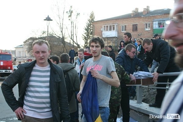 Пожежа в центрі Луцька. ФОТОРЕПОРТАЖ
