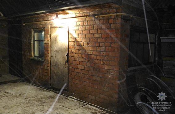 На Дніпропетровщині молодик вбив школярку