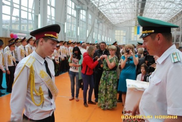 Випускний у луцькому військовому ліцеї. ФОТО
