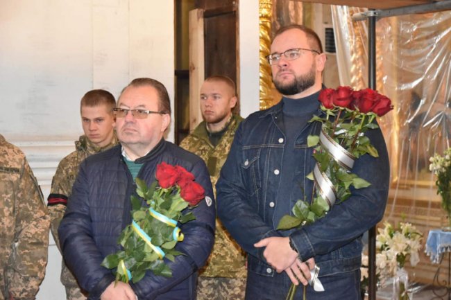 У Луцьку провели в останню путь військового Юрія Головача