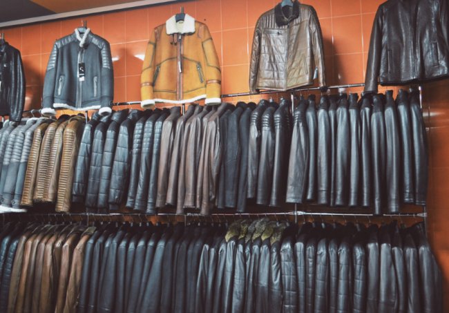 У магазині шкіри та хутра «Steel» – нова колекція, знижки та подарунки*