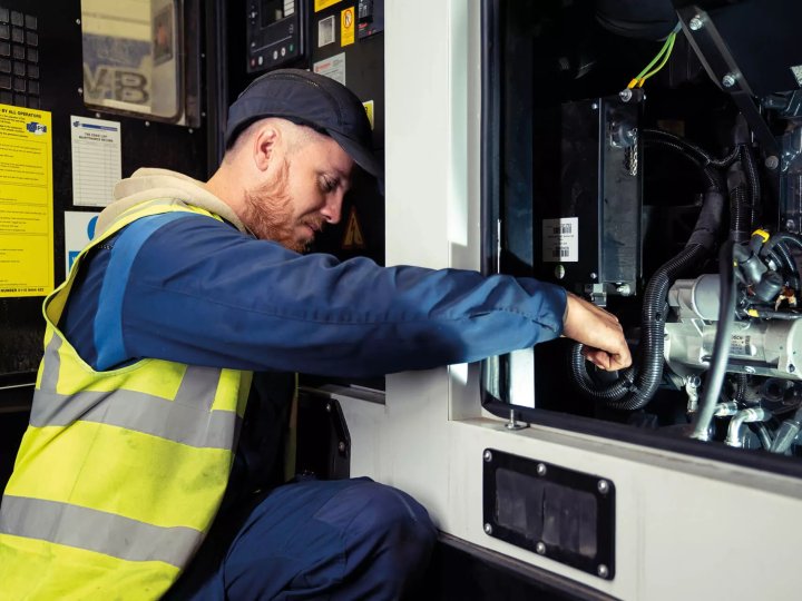 Обслуговування дизельного генератора: що потрібно знати власнику