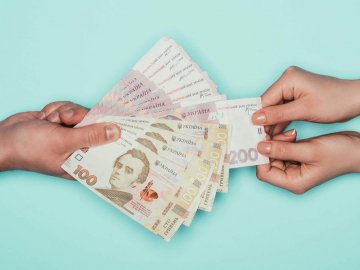 Українцям перерахують зарплати: якою буде мінімалка