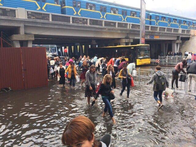 Київ затопило після грози