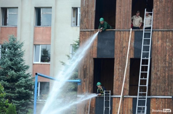 Найвправніші волинські рятувальники - з Луцька та Торчина. ФОТО