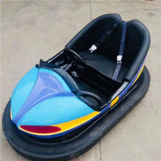 Нові машинки та освітлення: у луцькому парку оновлять автодром. ФОТО