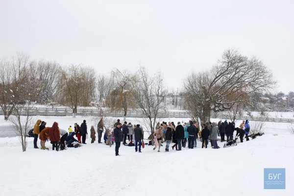 Як на Водохреще пірнали у Нововолинську