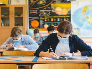 Повідомили, у яких закладах освіти Волині тривають спалахи коронавірусу 