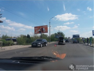 У Луцьку зіткнулися дві автівки. ФОТО