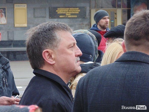 Антивоєнне віче у Луцьку. ФОТО